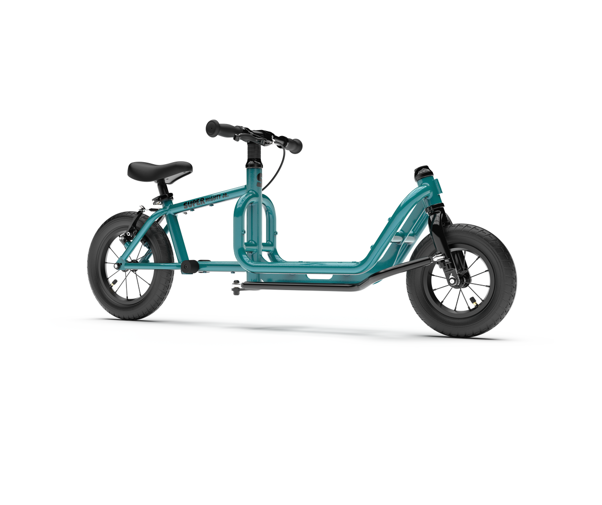SUPER Mighty Junior Kinderlastenlaufrad in Blaugrün Metallic, Studioansicht